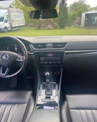 Skoda Superb cena 115000 przebieg: 160000, rok produkcji 2019 z Słubice małe 79
